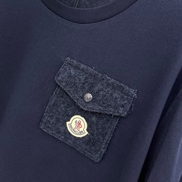 高品質モンクレール ロゴ パッチポケット Tシャツ パロディ 2色 mor83514
